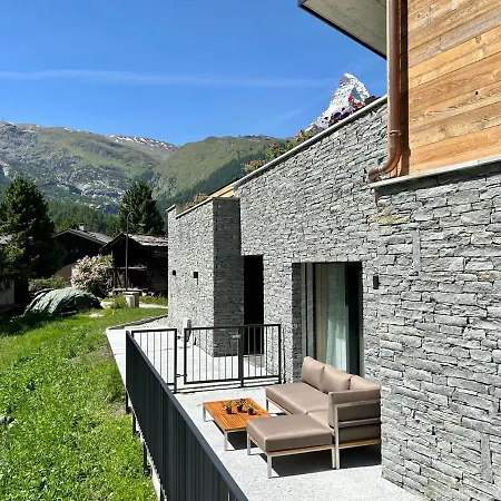 Coral Und Zermatter Stadel Zermatt