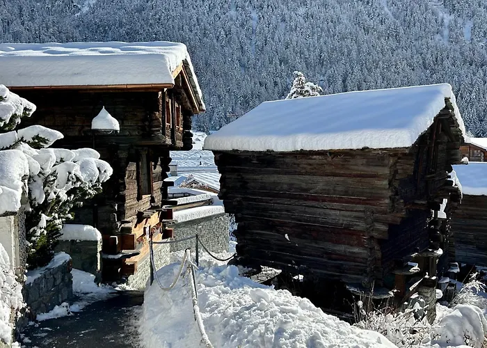 Coral Und Zermatter Stadel Zermatt