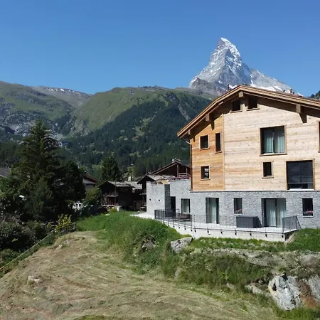 Coral Und Zermatter Stadel Apartamento *